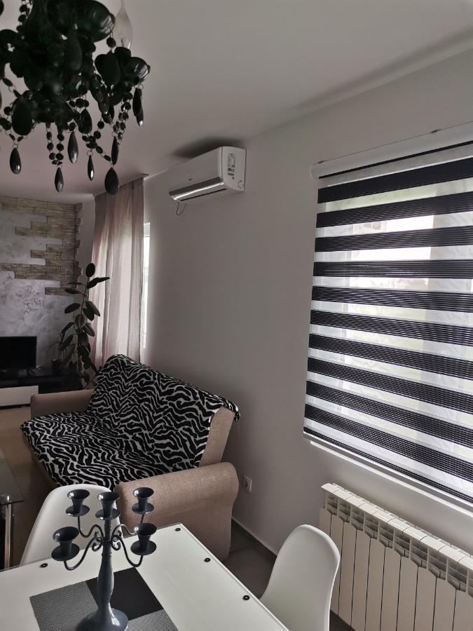 Airport Apartments بلغراد الغرفة الصورة