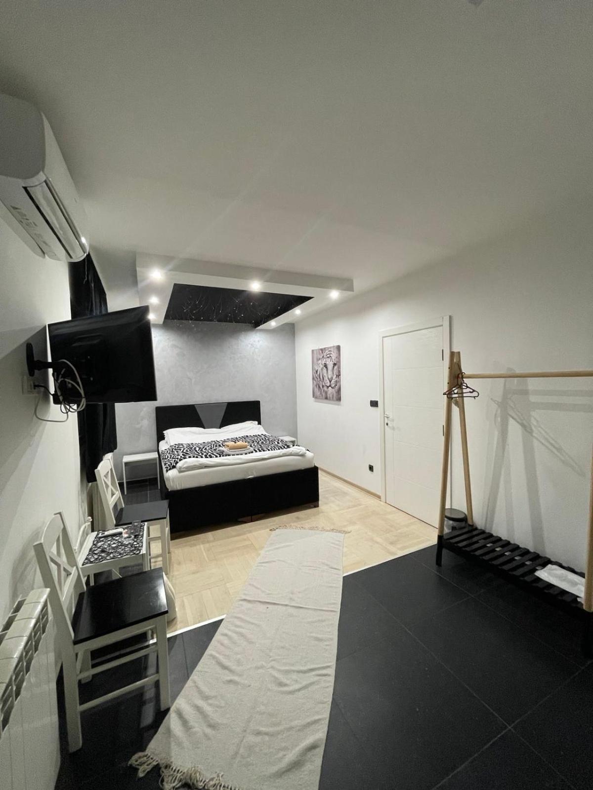 Airport Apartments بلغراد الغرفة الصورة