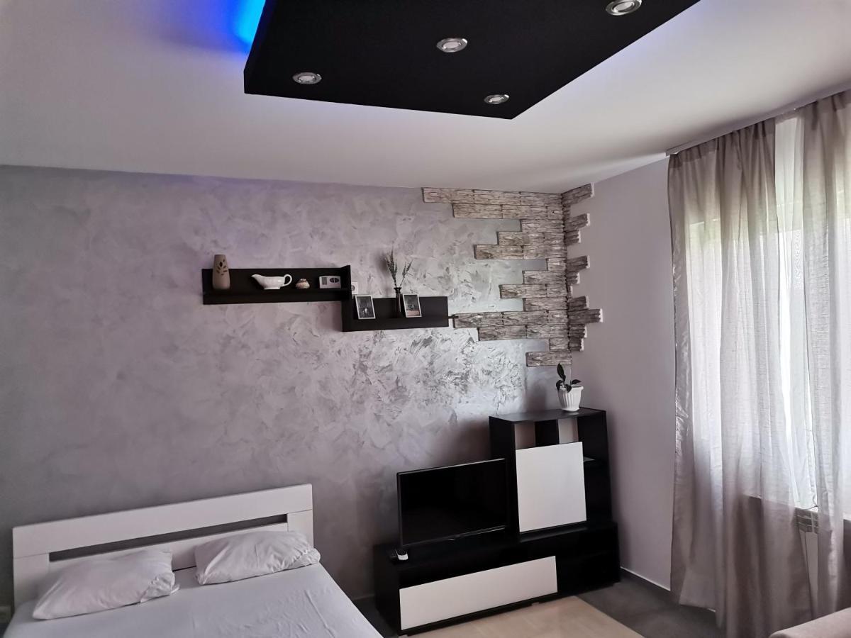 Airport Apartments بلغراد المظهر الخارجي الصورة